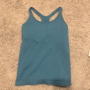 Lululemon workout tank